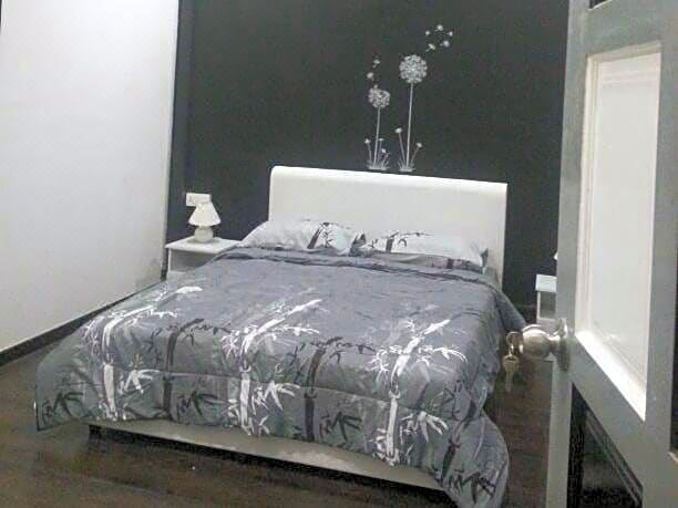 Photo of Bedroom in Downtown George Town