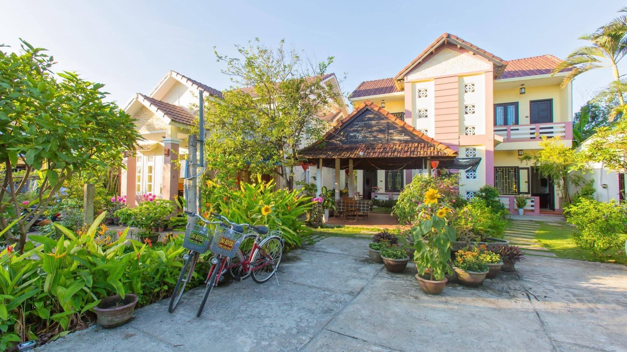Photo of Buildings in Cam Chau