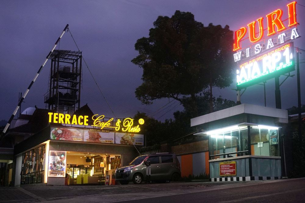 Photo of Buildings in Baturaden