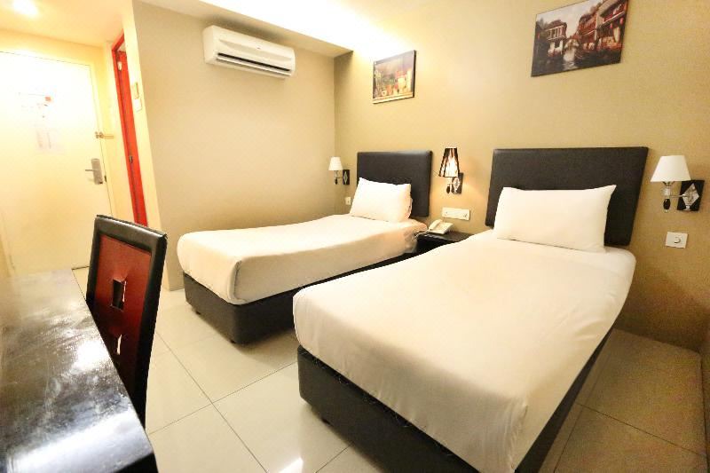 Photo of Bedroom in SS 2
