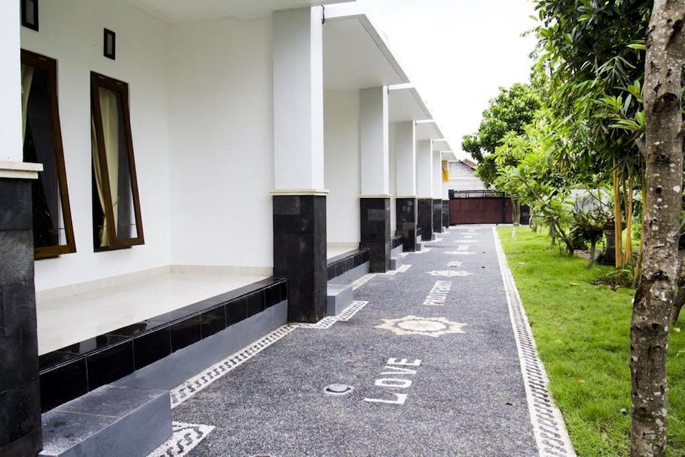 Photo of Buildings in Batubulan
