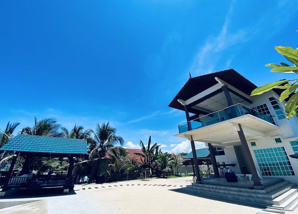 Photo of Buildings in Marang