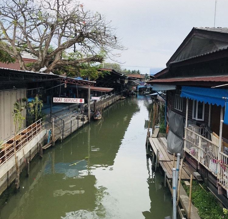 Photo of Buildings in Damnoen Saduak