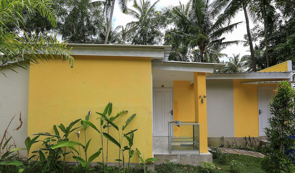 Photo of Buildings in Senggigi