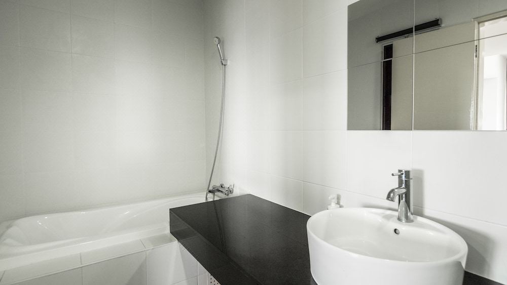 Photo of Bathroom in The Strand