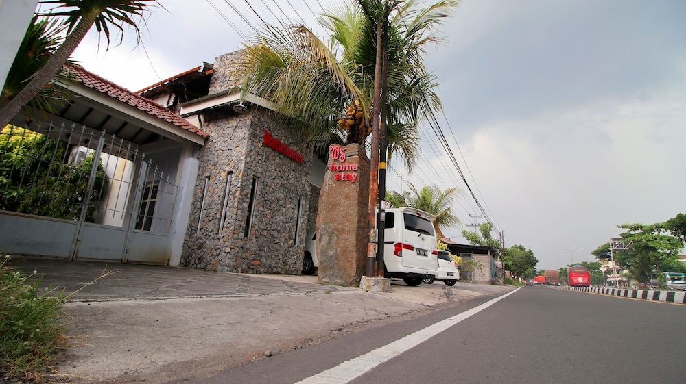 Photo of Buildings in Sewon