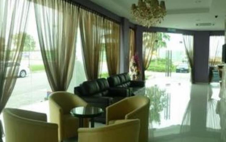 Photo of Livingroom in Kempas