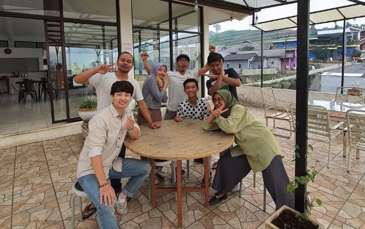 Photo of Human In Picture in Dieng Kulon