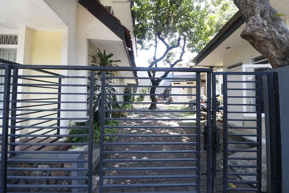Photo of Buildings in Mampang Prapatan