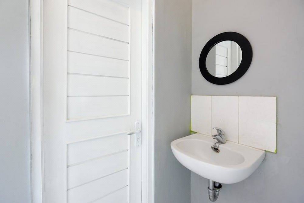 Photo of Bathroom in Laweyan