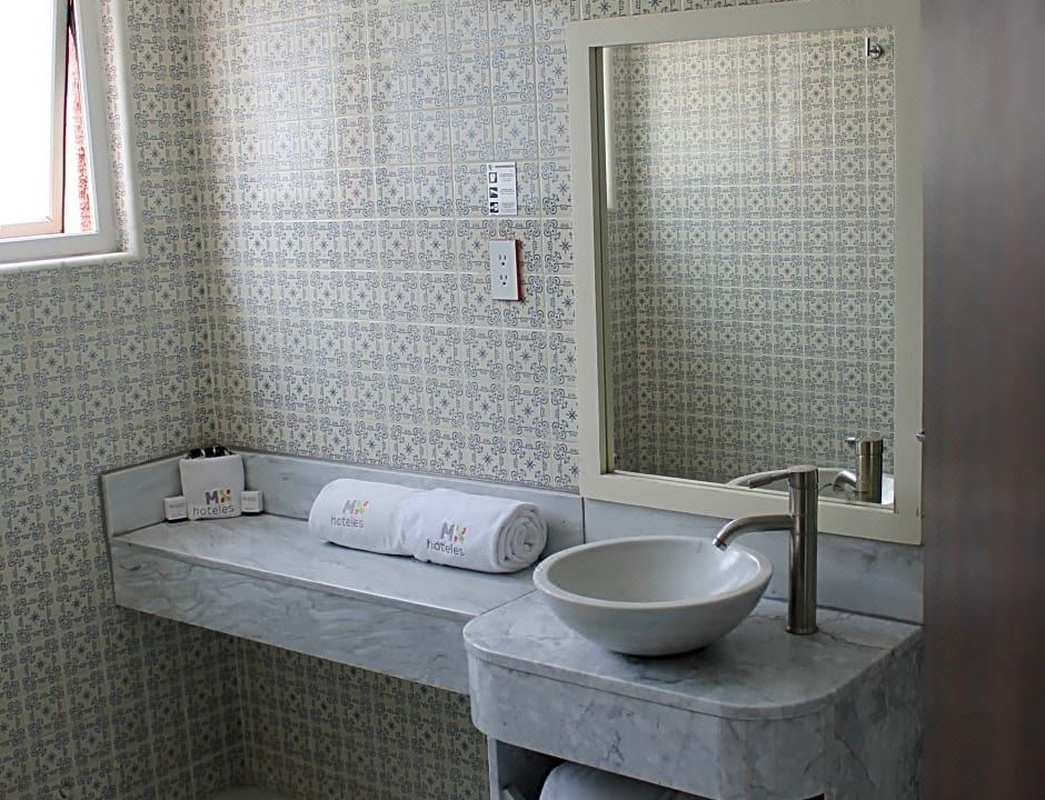 Photo of Bathroom in Downtown Mexico City