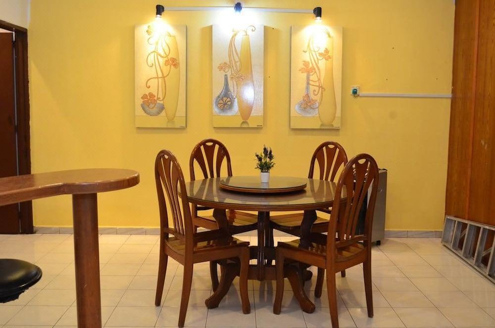 Photo of Livingroom in Batu Enam