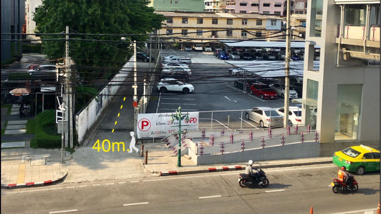 Photo of Buildings in Khlong San