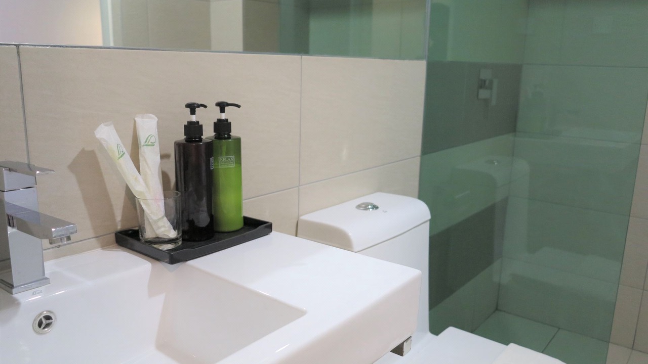 Photo of Bathroom in Pekeliling