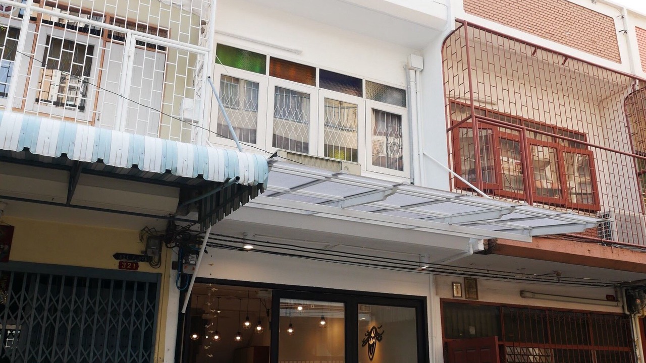 Photo of Buildings in Khlong San