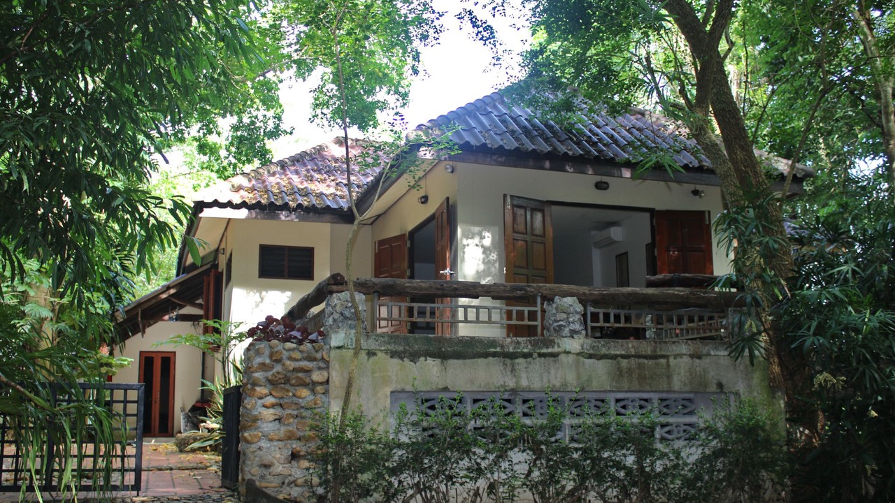 Photo of Buildings in Kaeng Krachan
