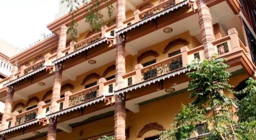 Photo of Buildings in Daun Penh