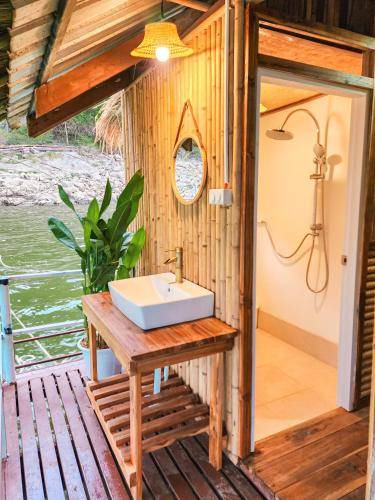 Photo of Bathroom in Si Sawat