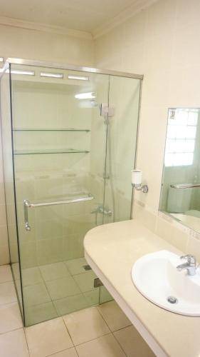 Photo of Bathroom in Hegarmanah