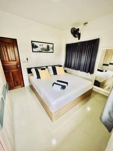 Photo of Bedroom in Hua Thanon