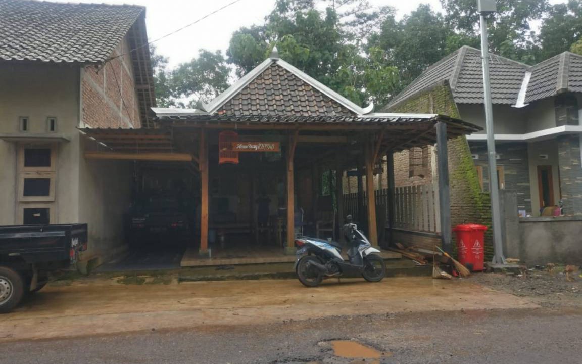 Photo of Others in Muntuk