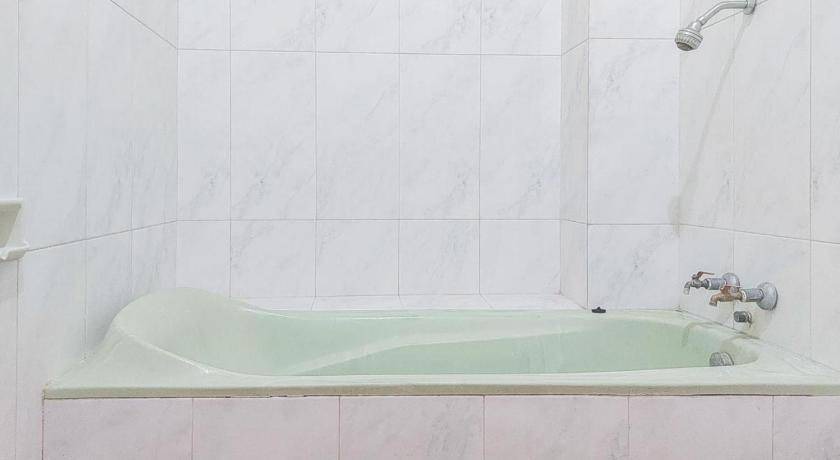 Photo of Bathroom in Kertosono