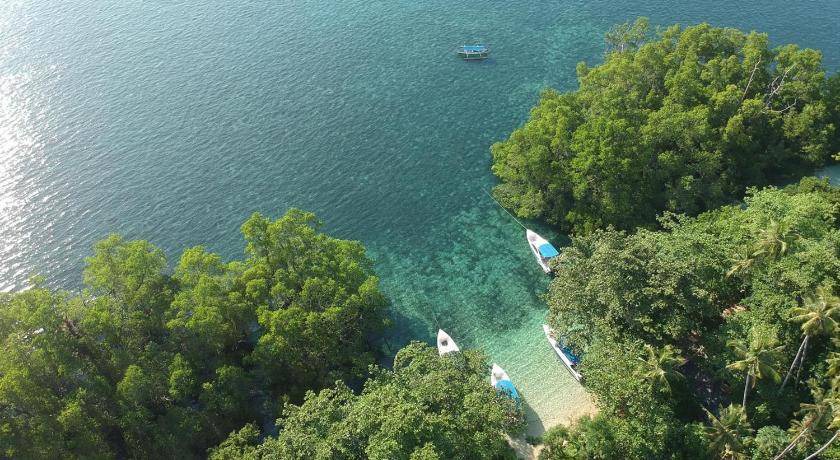 Photo of Others in Bunaken