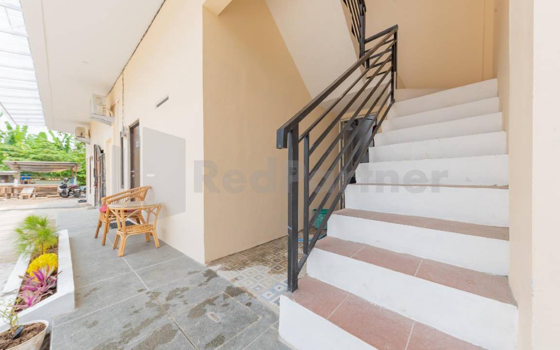Photo of Patio Balcony in West Cirebon