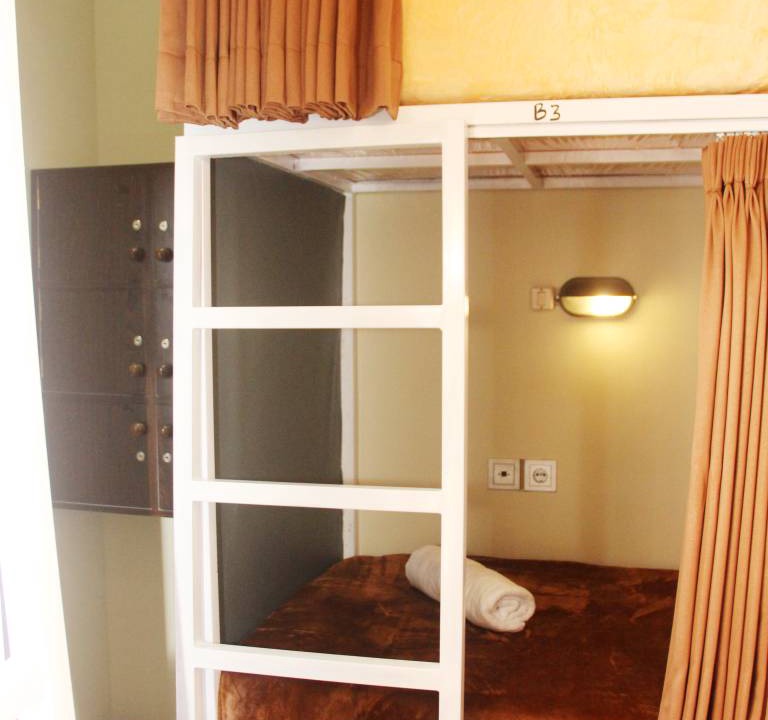 Photo of Bedroom in Drupadi