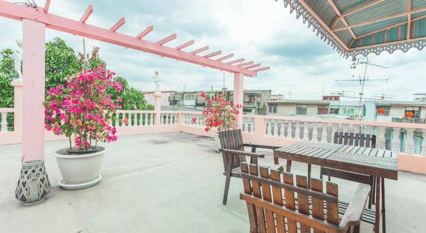Photo of Others in Bang Phlat