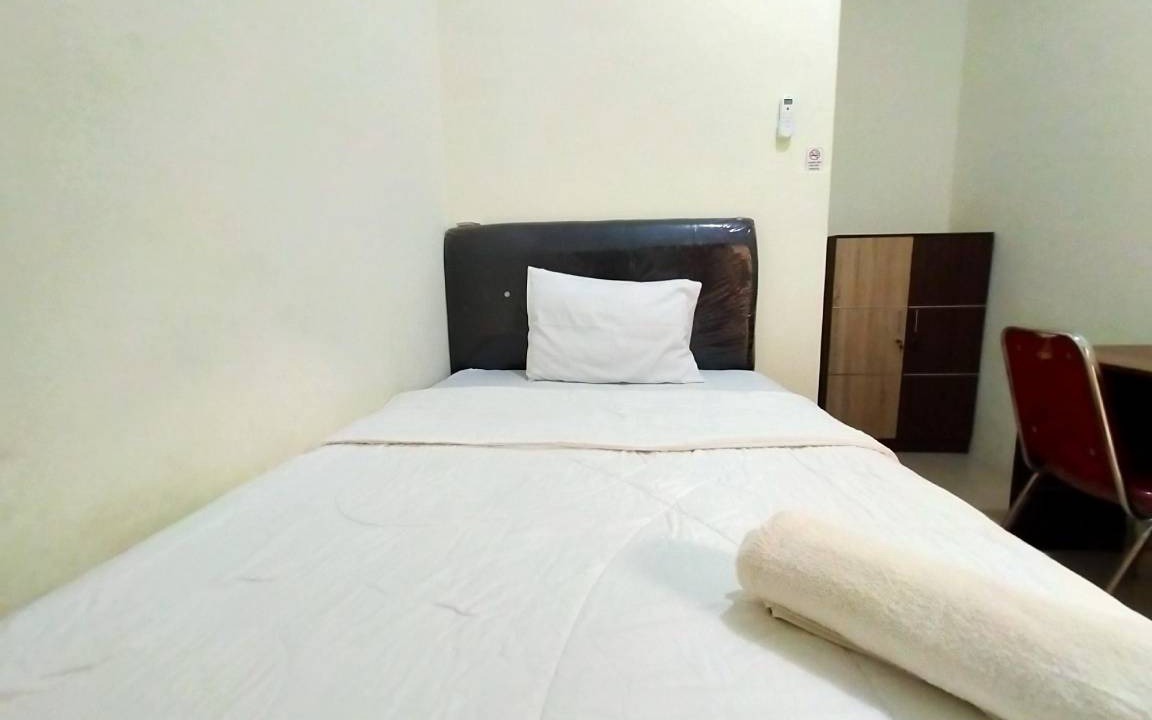 Photo of Bedroom in Biringkanya