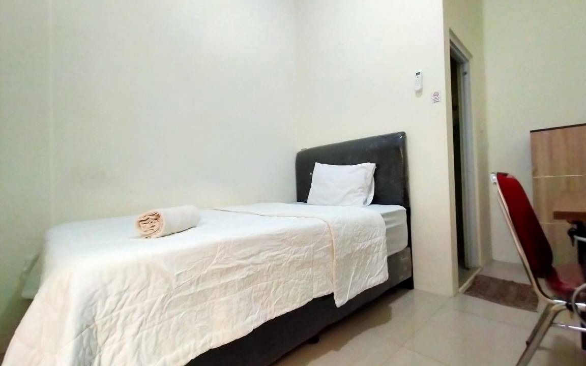 Photo of Bedroom in Biringkanya