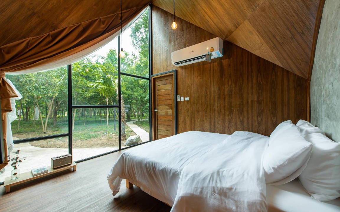 Photo of Bedroom in Koh Lan