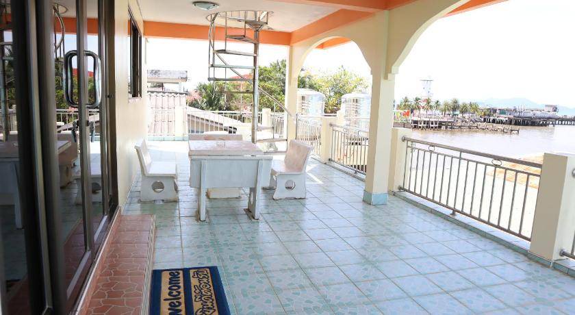 Photo of Patio Balcony in Laem Ngop
