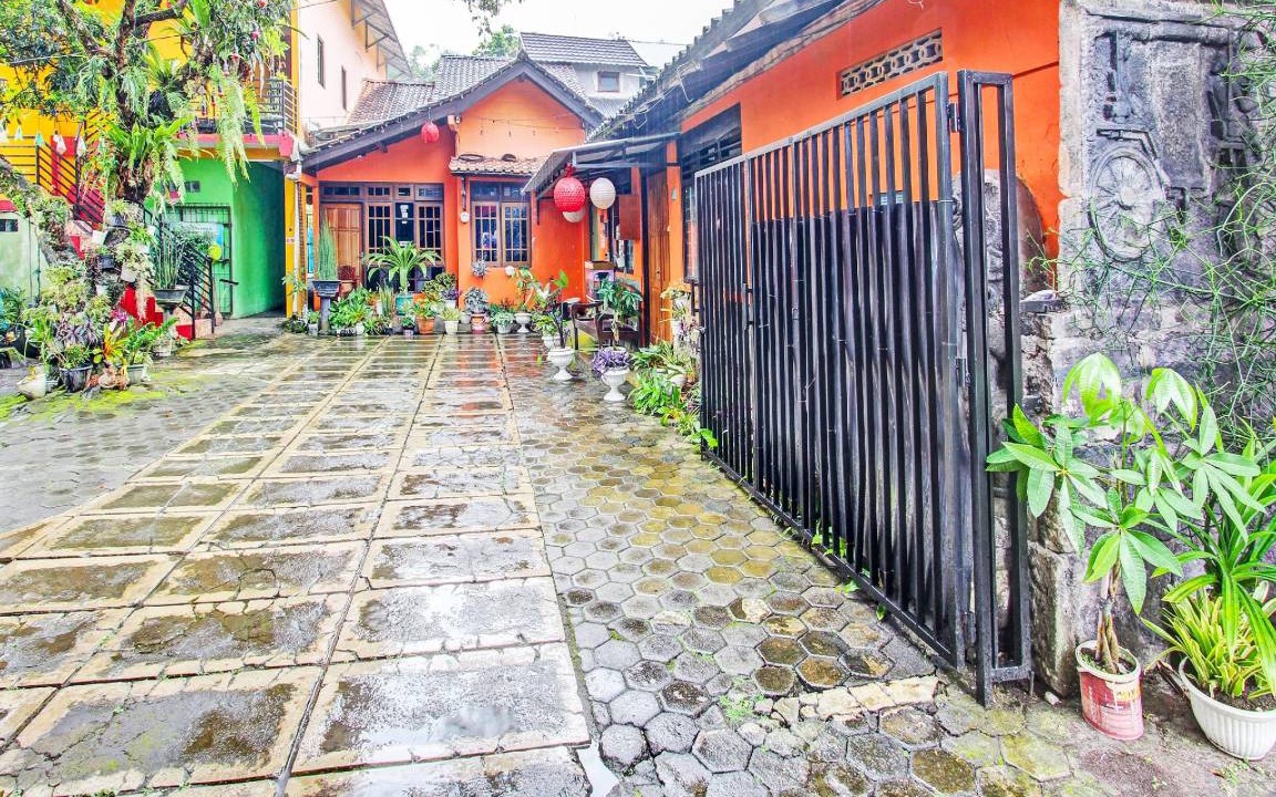 Photo of Buildings in Pakem