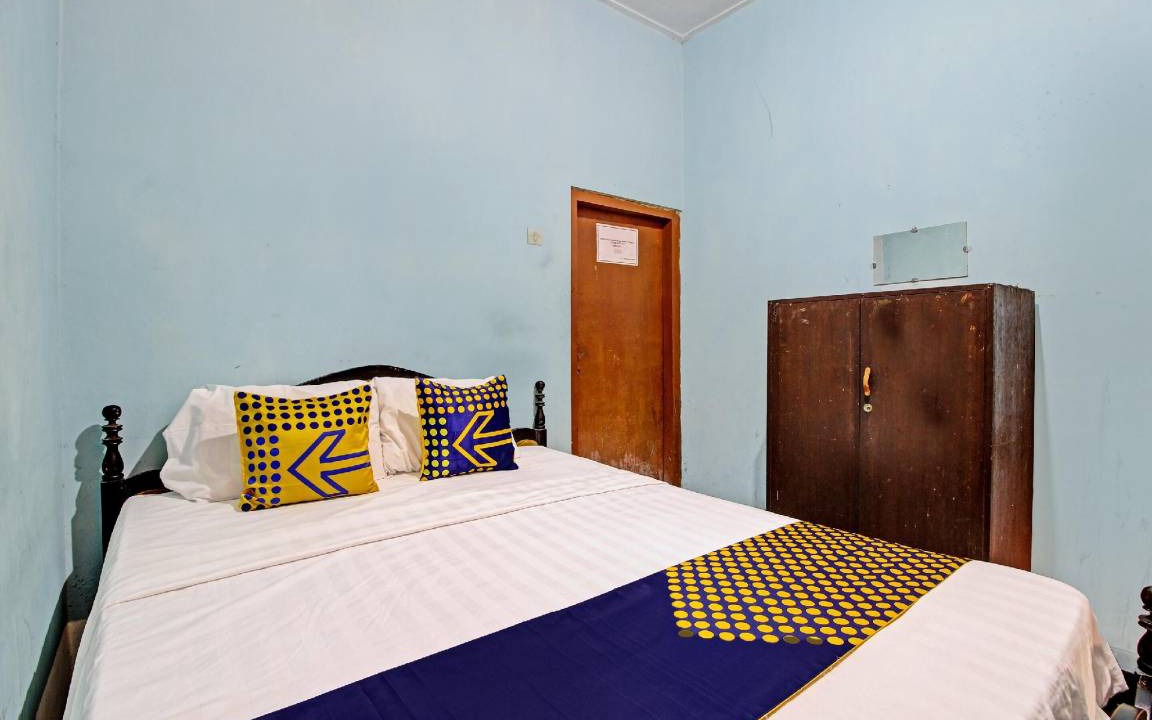 Photo of Bedroom in Hargomulyo