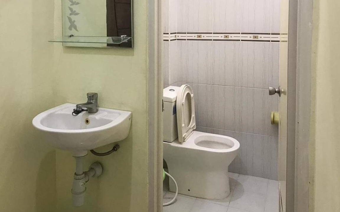 Photo of Bathroom in Kalipuro