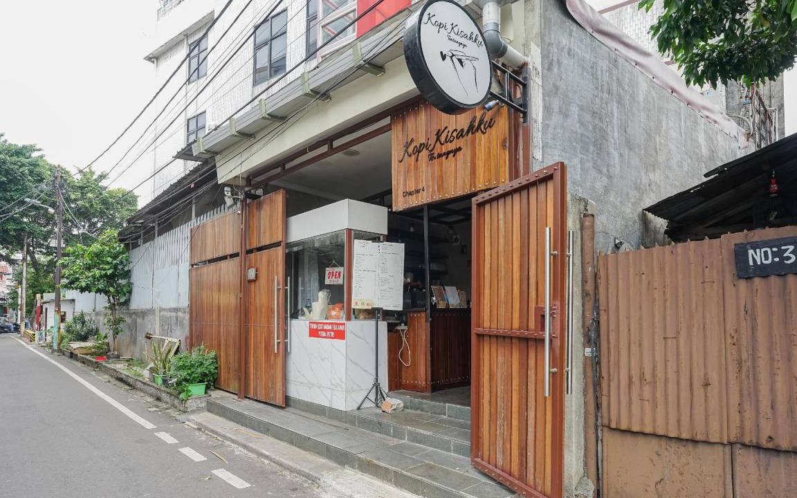 Photo of Buildings in Gambir