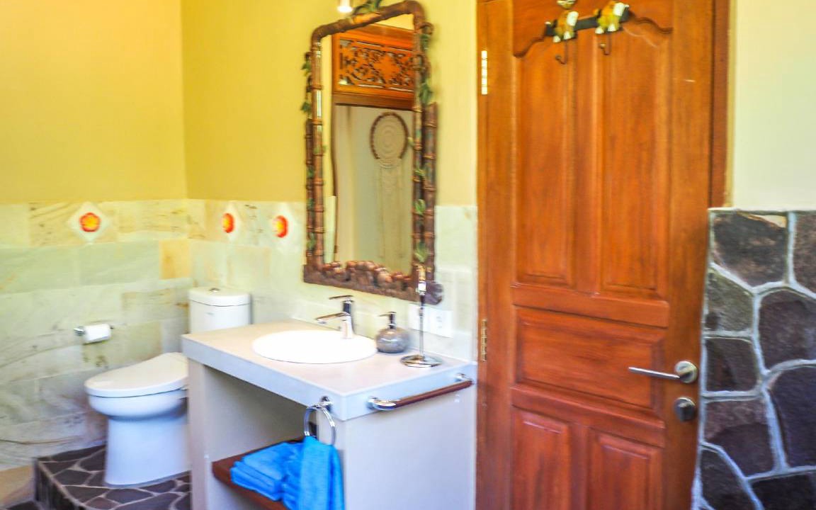 Photo of Bathroom in Tejakula