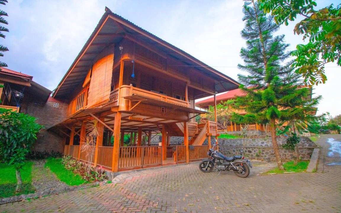 Photo of Buildings in Sidomulyo