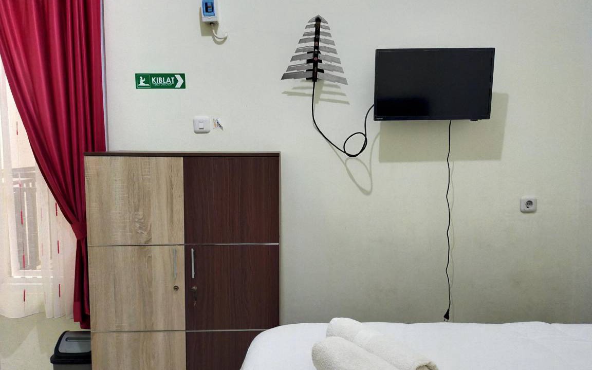 Photo of Bedroom in Biringkanya