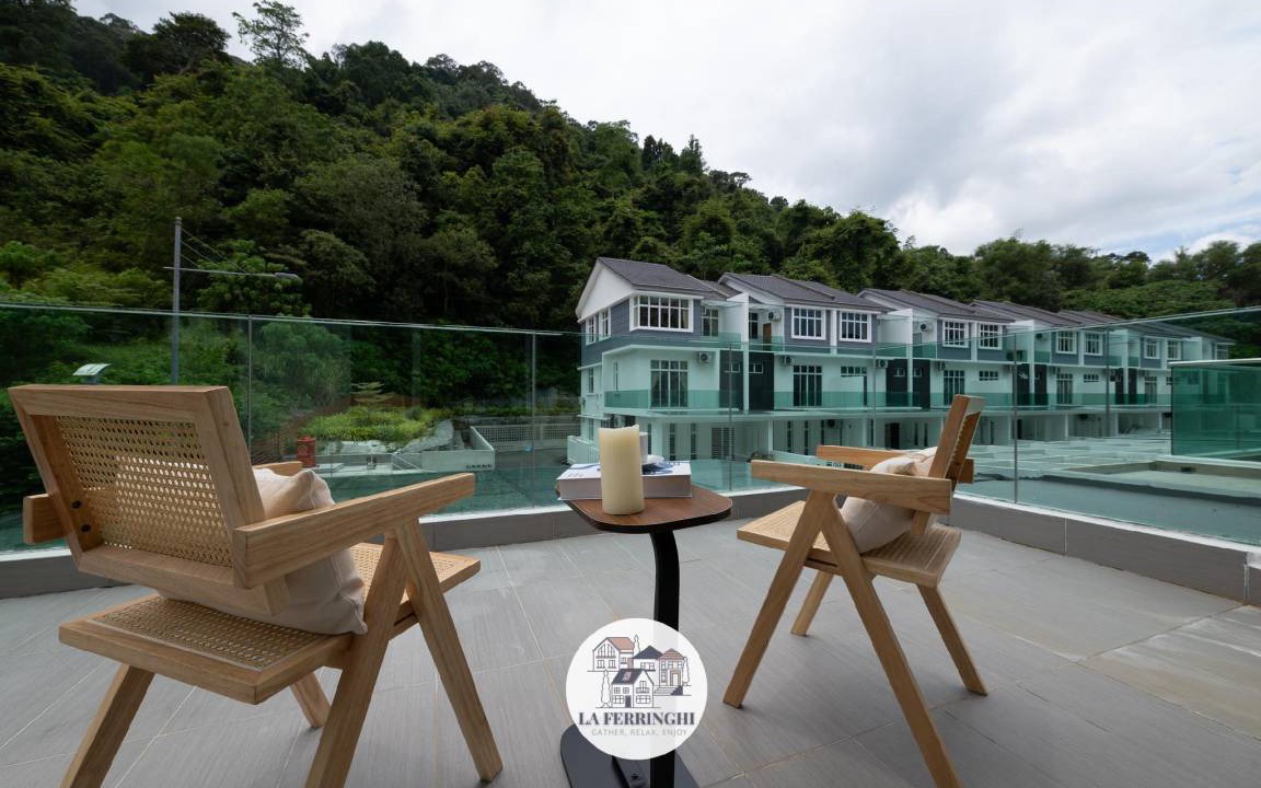 Photo of Patio Balcony in Batu Ferringhi