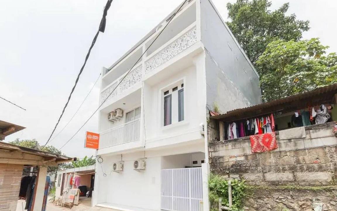 Photo of Buildings in Ciputat