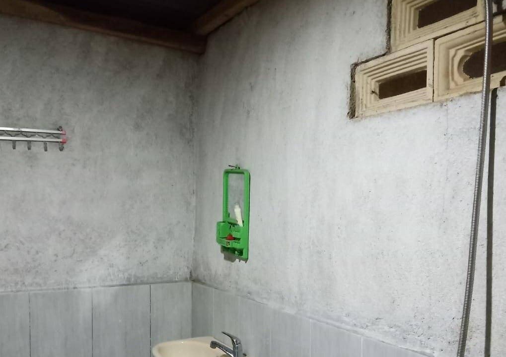 Photo of Bathroom in Kecamatan Montong Gading