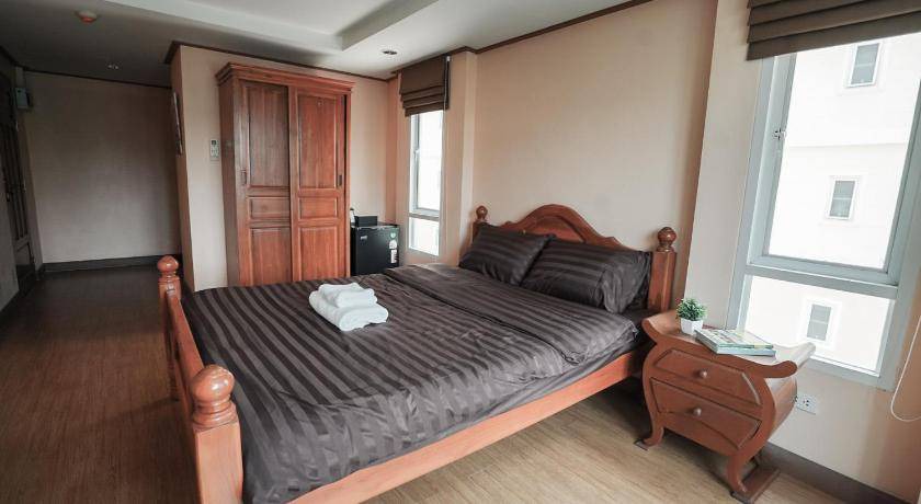 Photo of Bedroom in Bang Khun Phrom