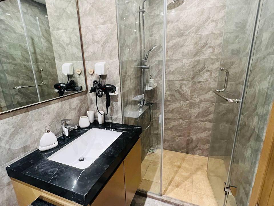 Photo of Bathroom in Central District