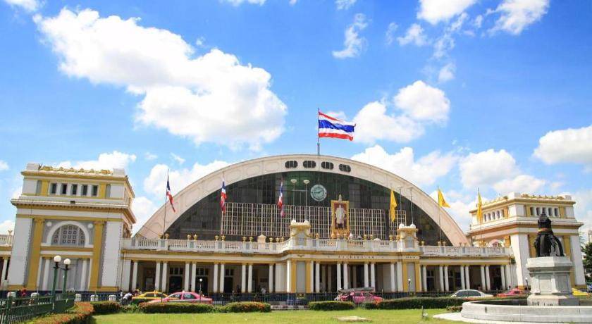 Photo of Others in Pom Prap Sattru Phai
