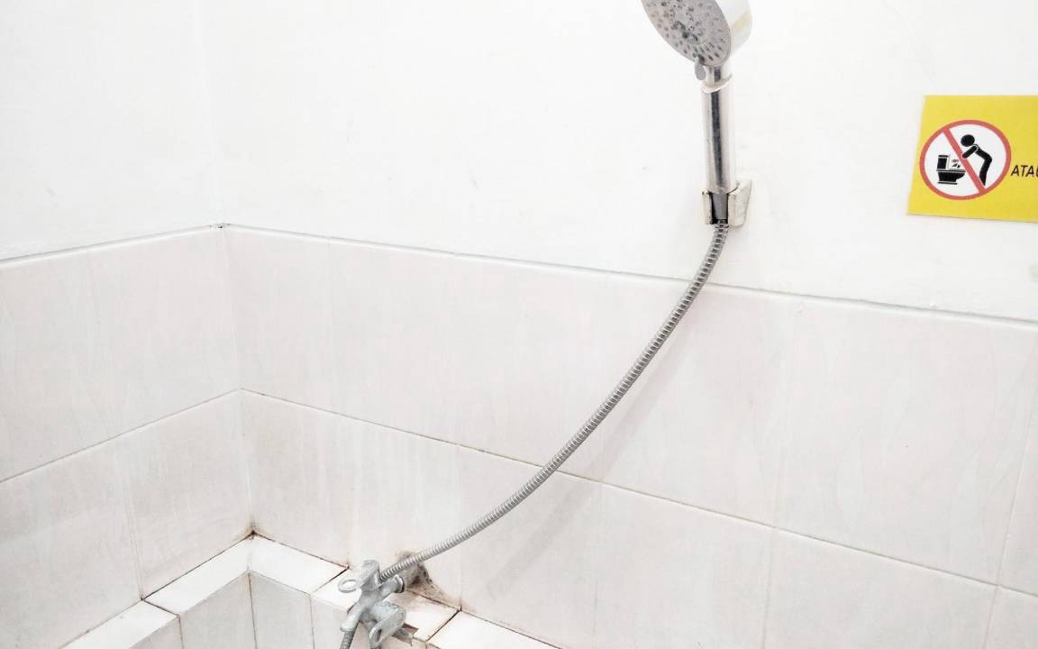 Photo of Bathroom in Pati