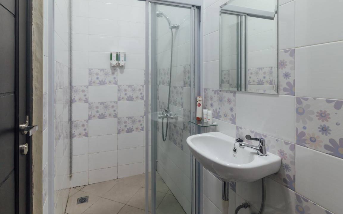 Photo of Bathroom in Ambon