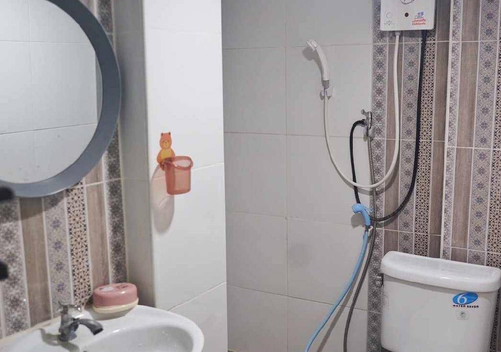 Photo of Bathroom in Pom Prap